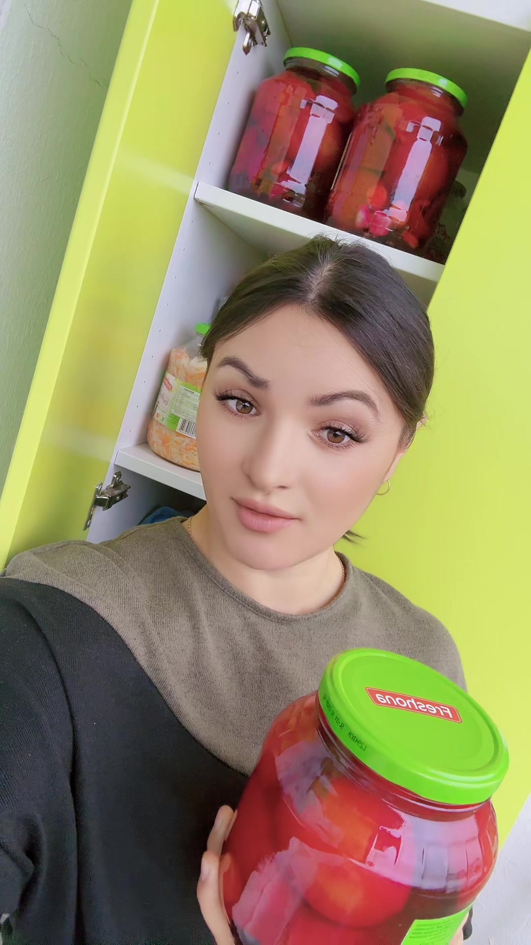 @Steluța