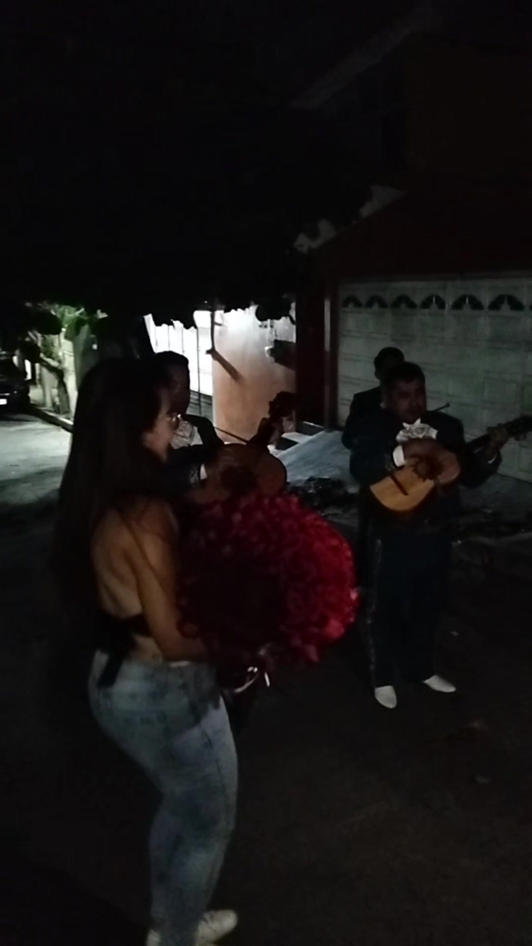 @Luna Griega