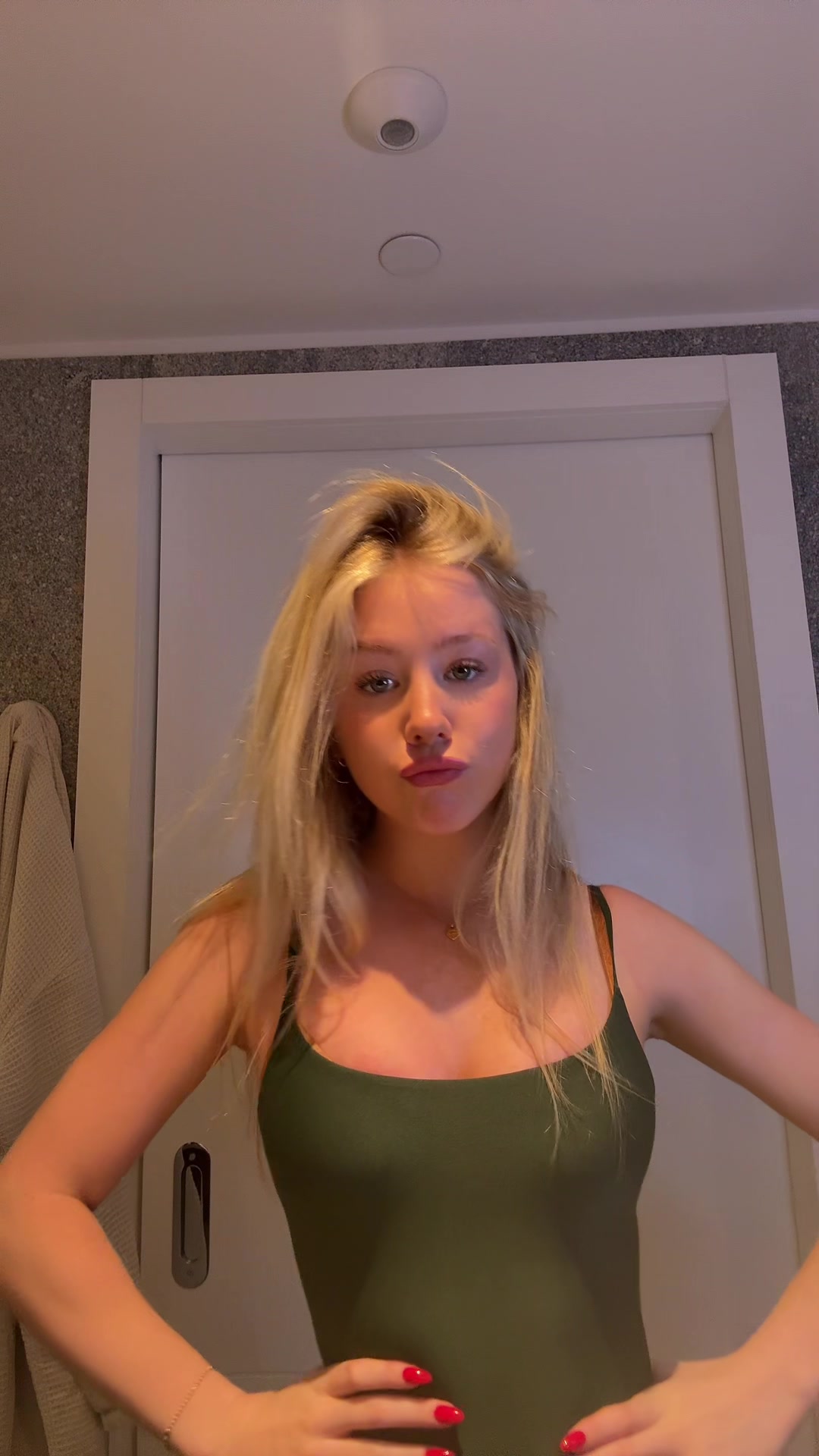 @evie