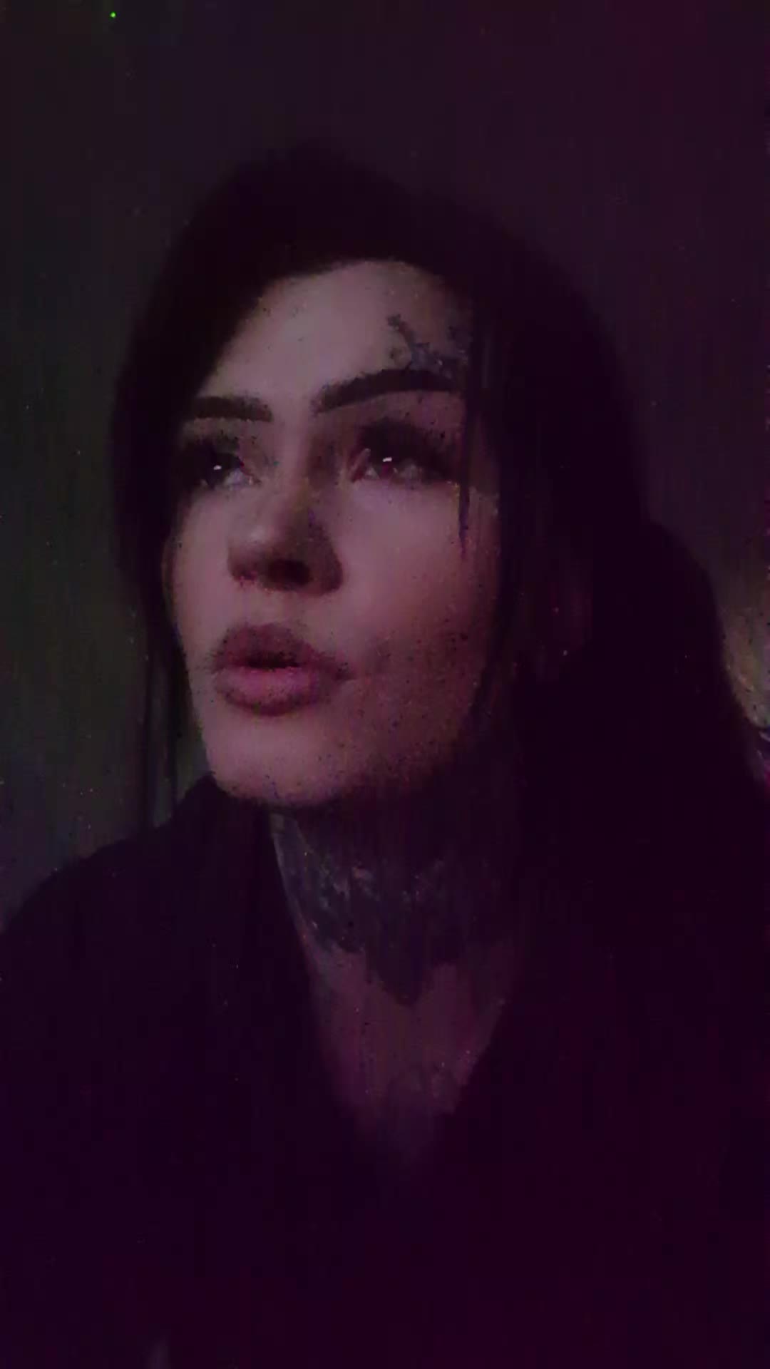 @MeganLauriceMcVeyx