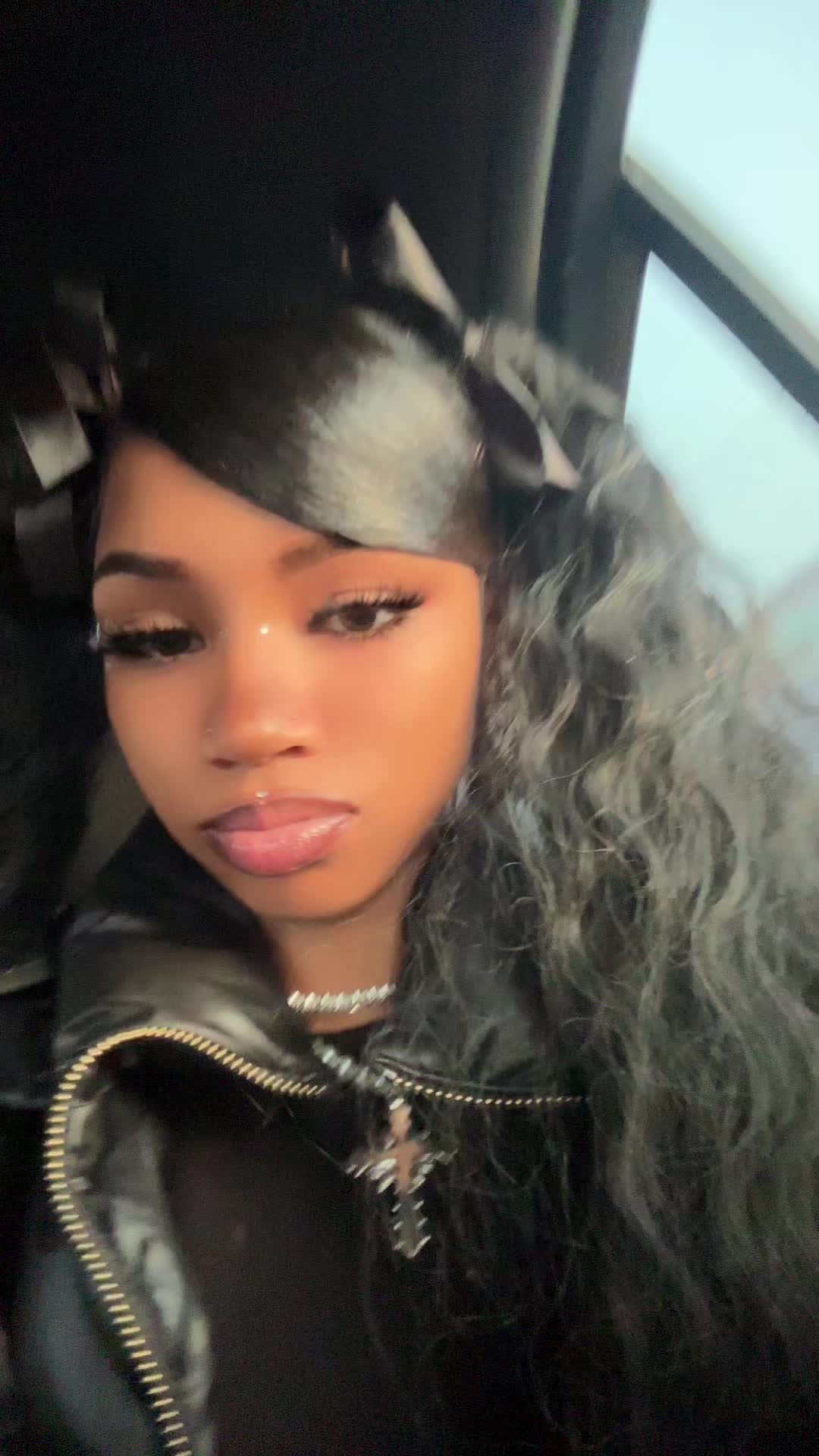 @Mi&rsquo;Yana Capri