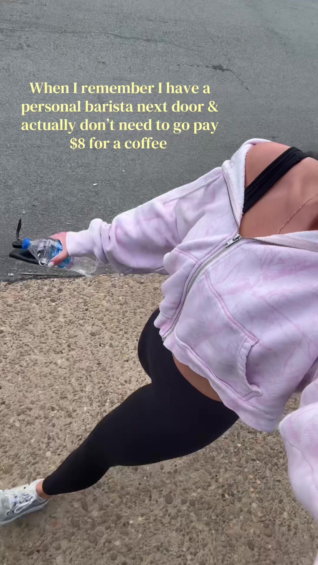@chloehallllll
