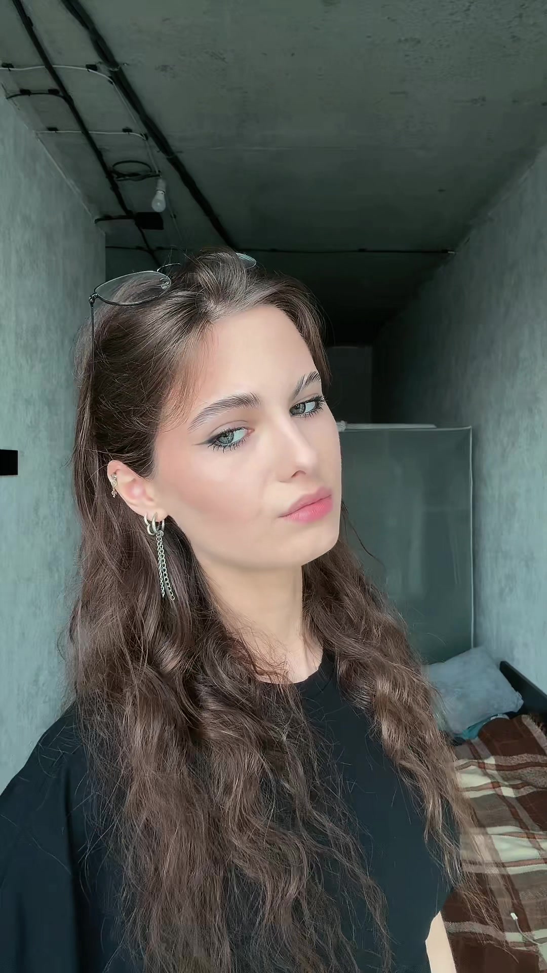 @Кира