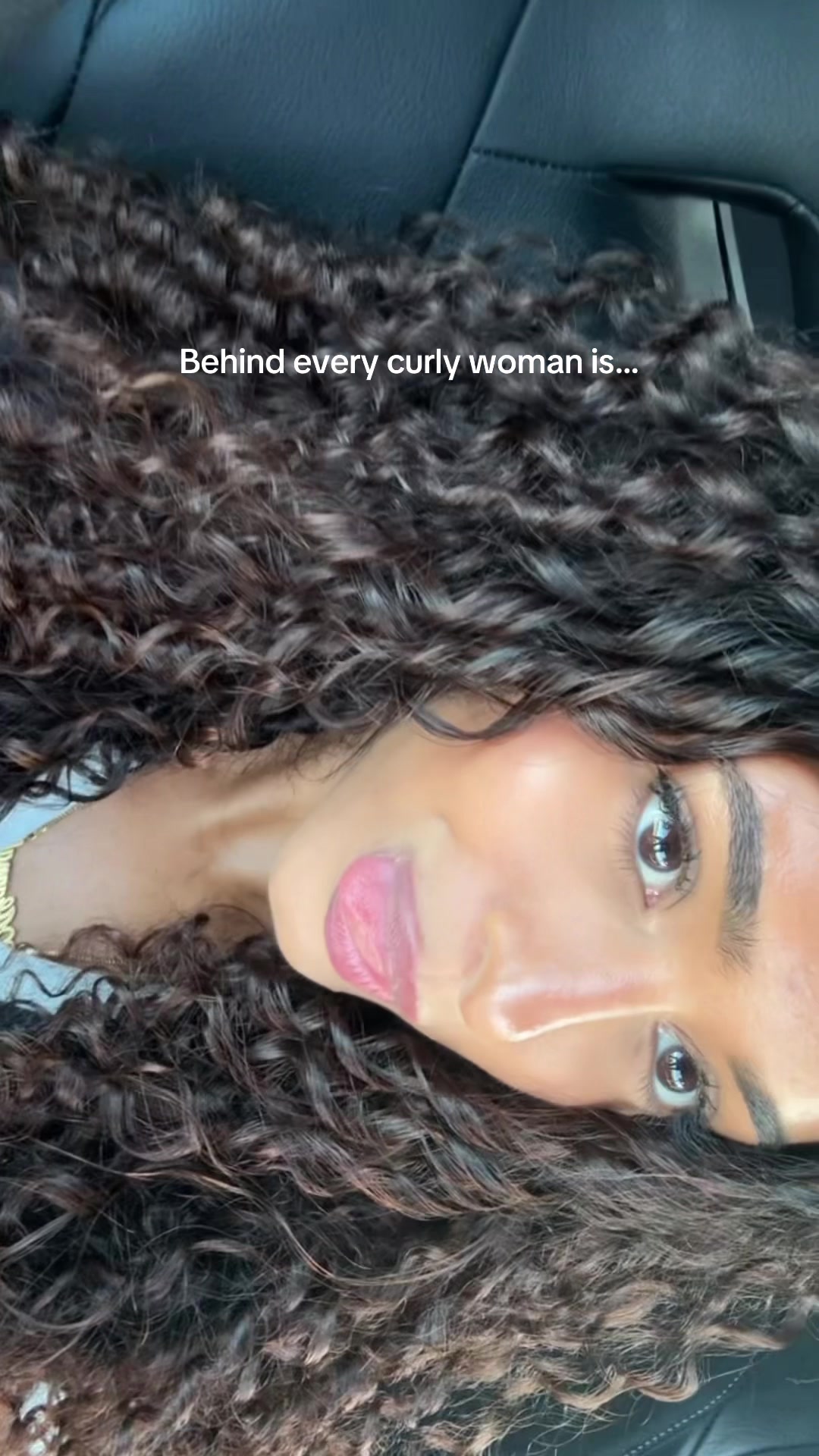 @afsaanah | THE CURLY GIRL