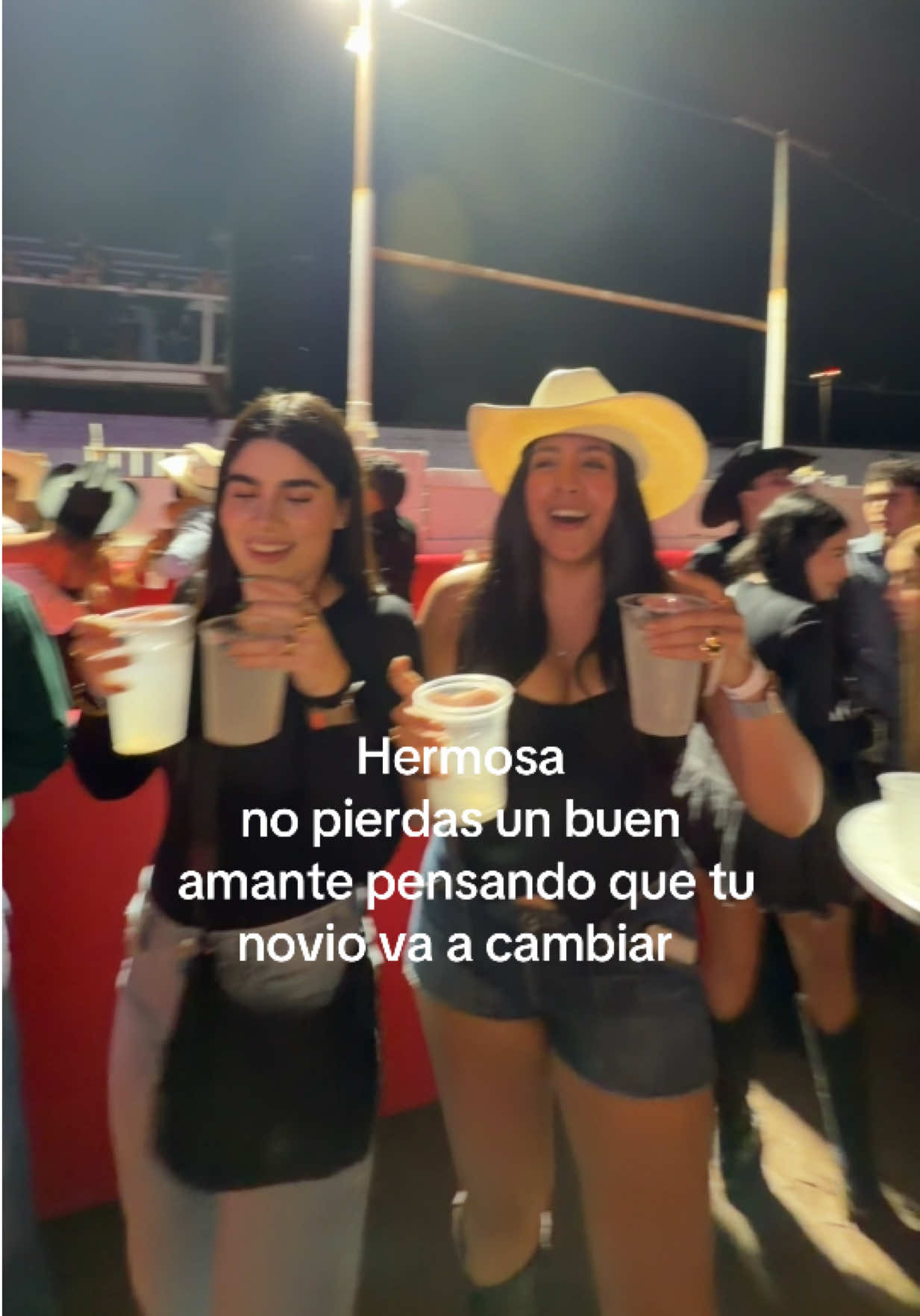 @V ✰ L E