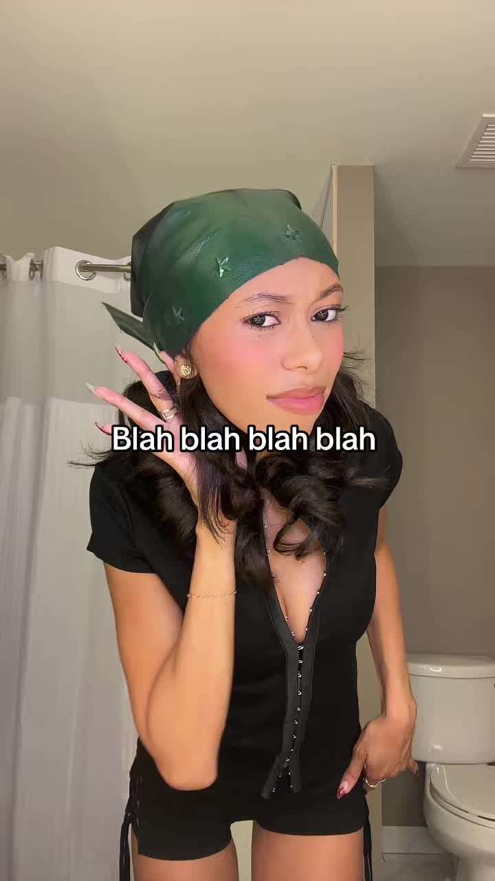 @AYSIA NICOLE