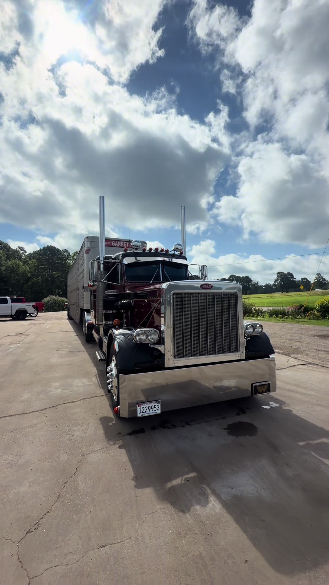 @truckshowjoe