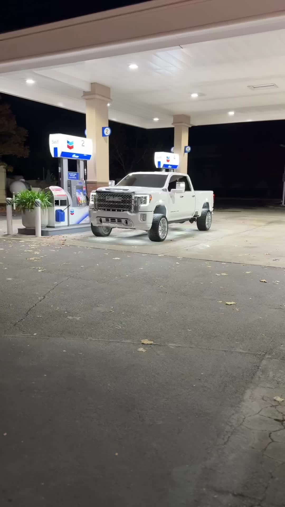 @dawhitel5p