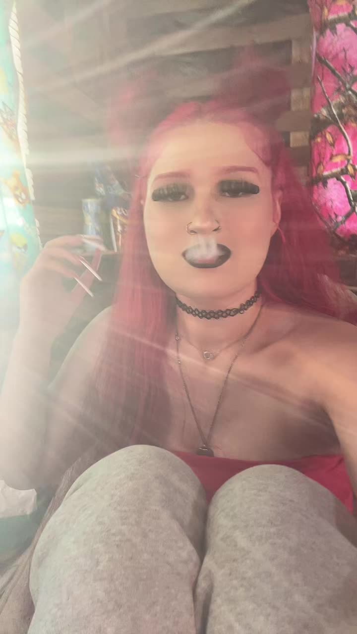 @Rena certifiedCrashout🏳️&zwj;🌈