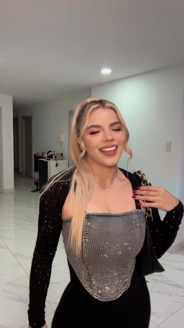 @AilyOficial