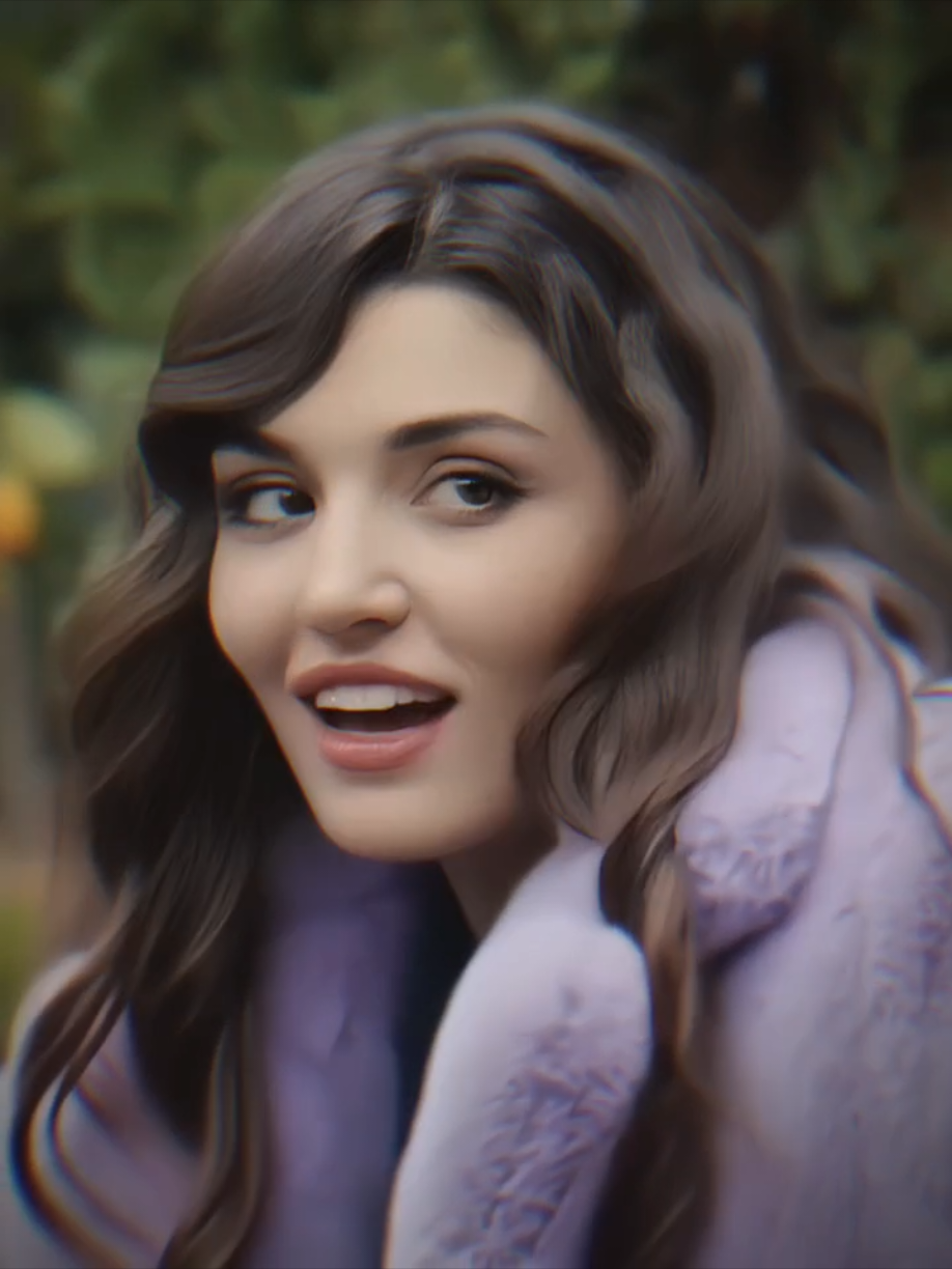 @💞Hande ercal💞