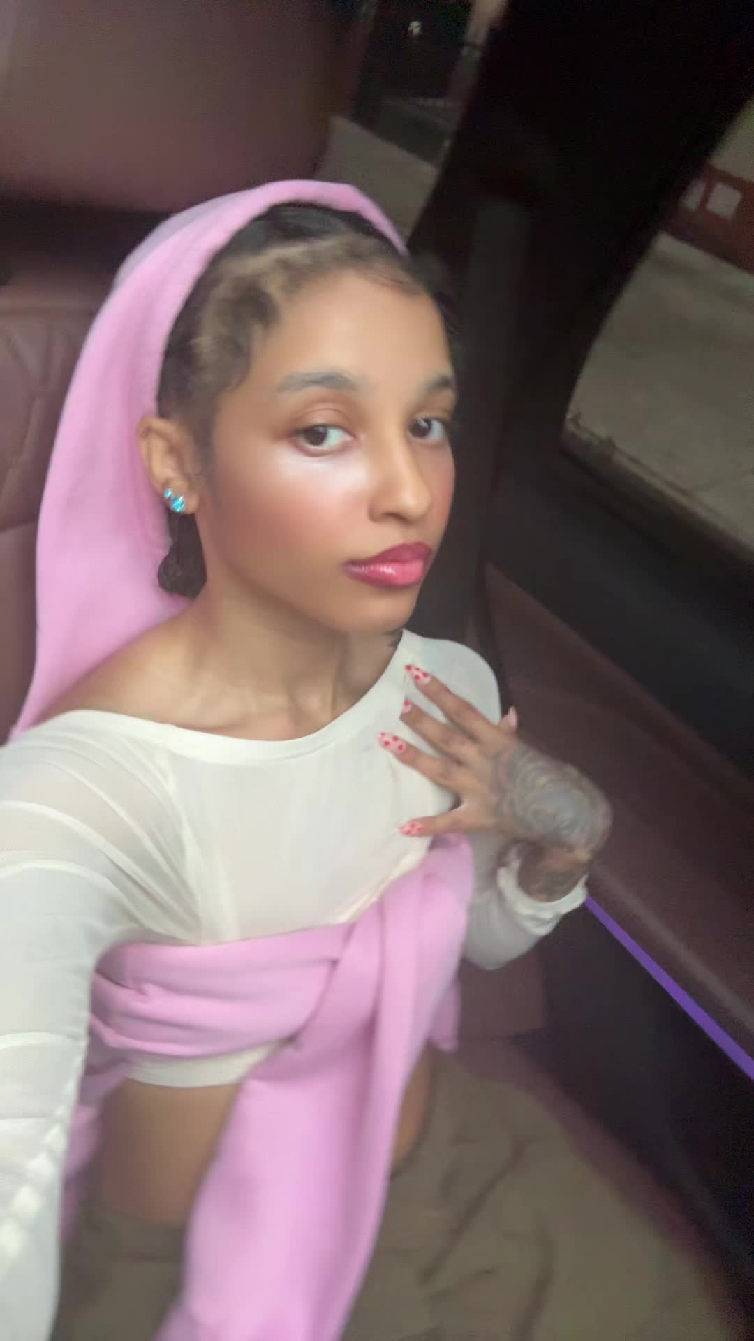 @Shayloamigo