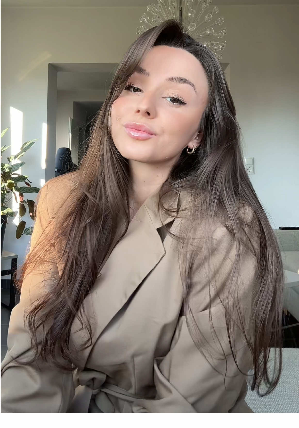 @𝐀𝐧𝐧𝐢𝐤𝐚 ♛
