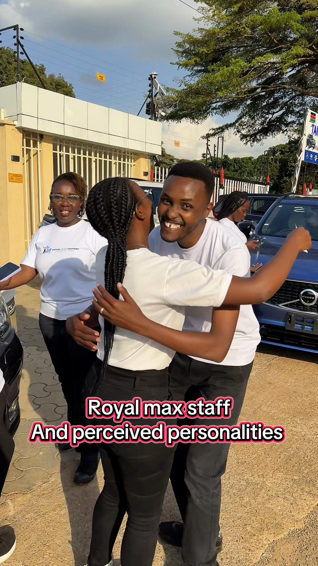 @RoyalMaxMotors_backupAct