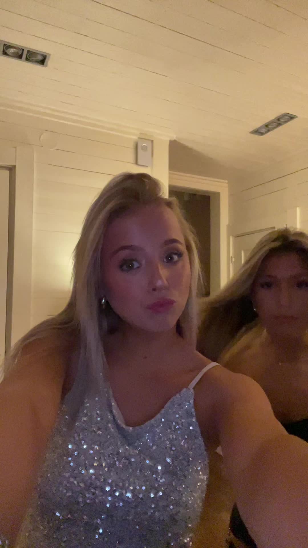 @elsa