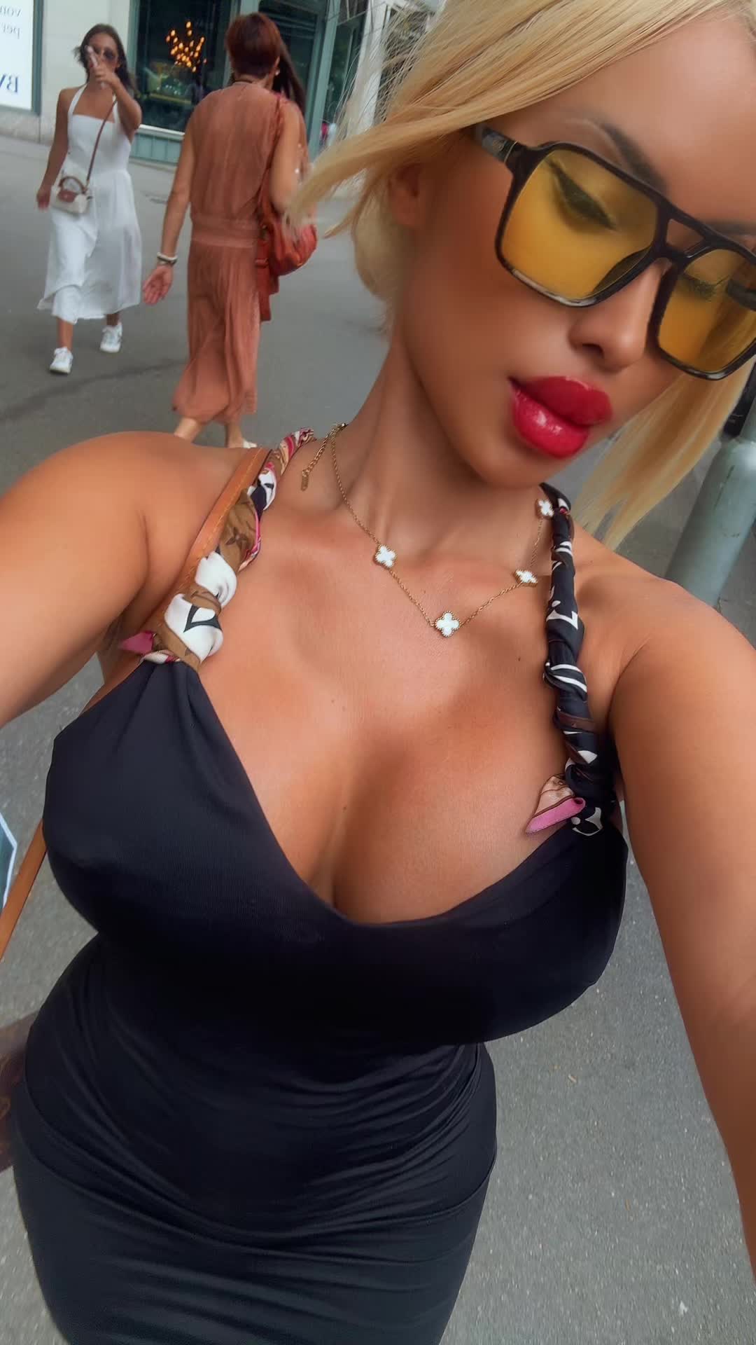 @lau_fit200