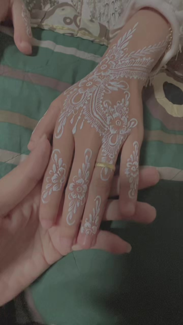 @Aini Henna