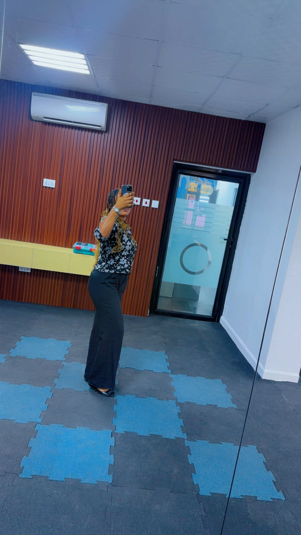 @omowunmi/ affiliate marketer