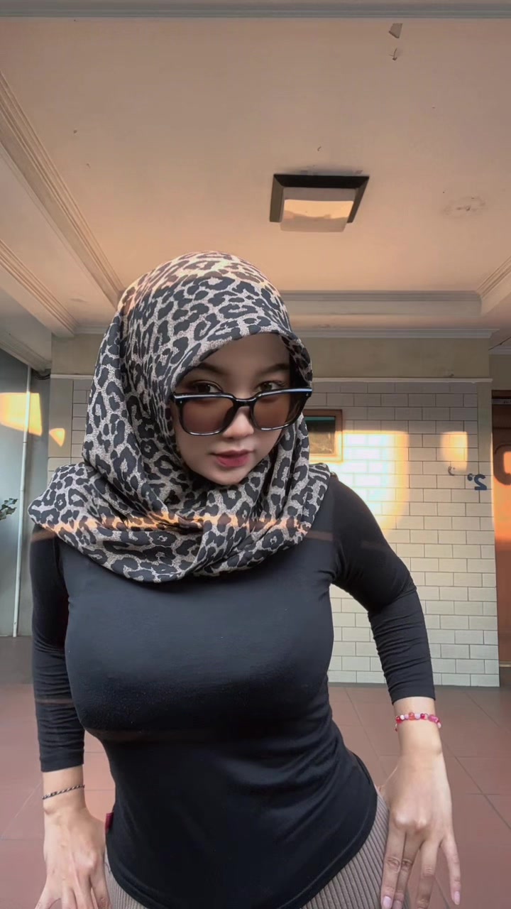 @vaniiaak