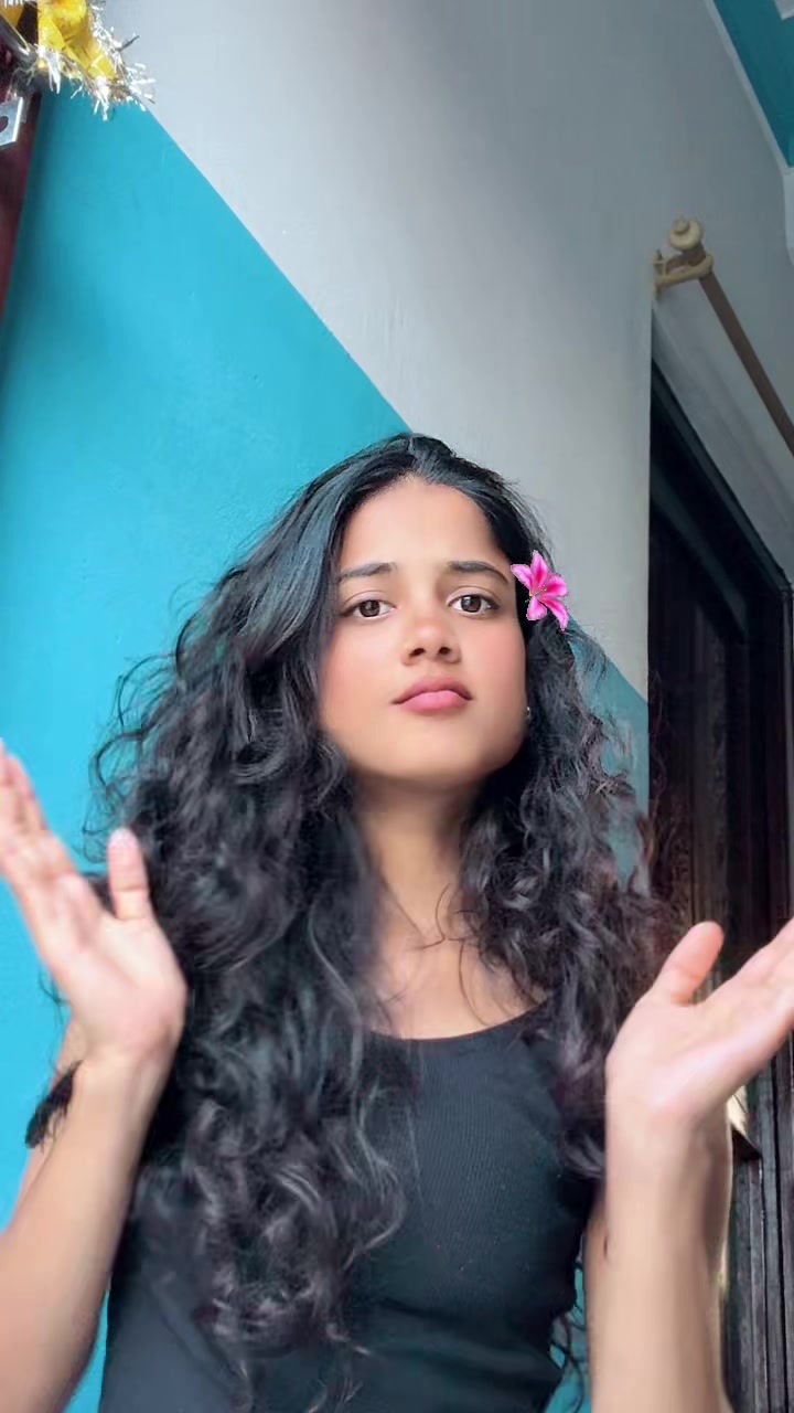 @Khusbu 🌻