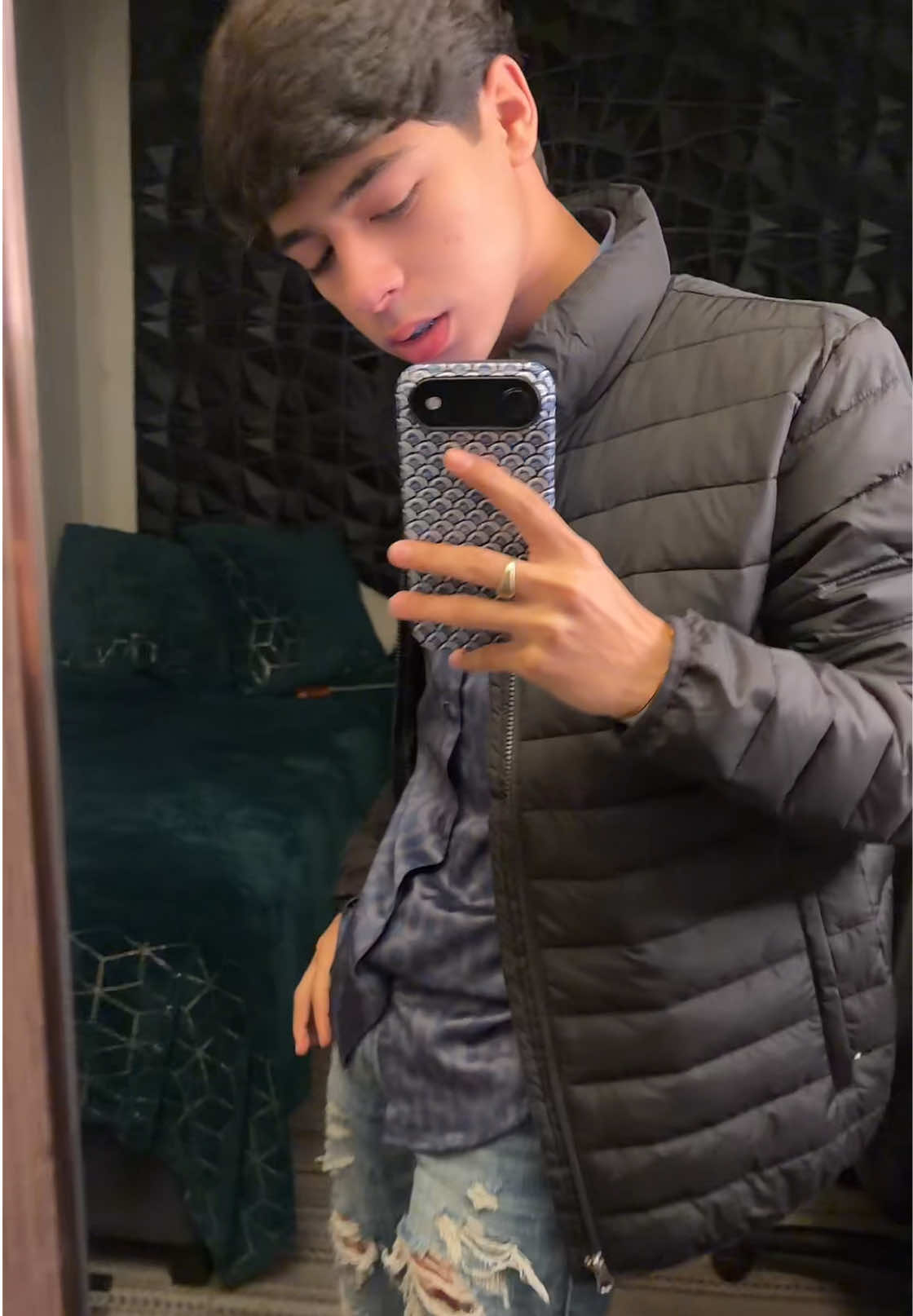 @Gaelito