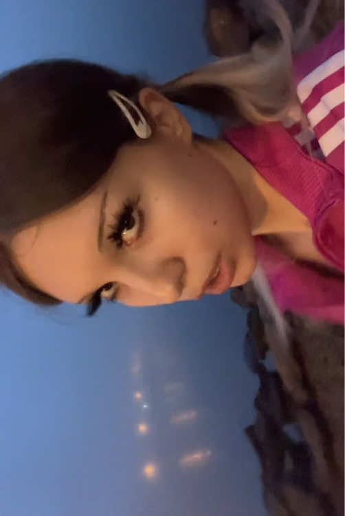 @белая