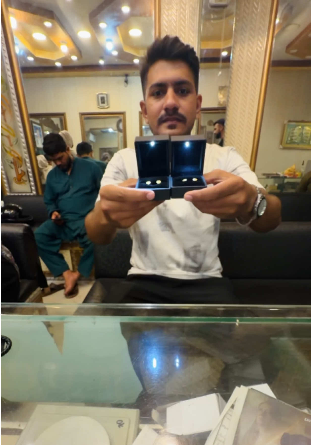 @Mr Deliver