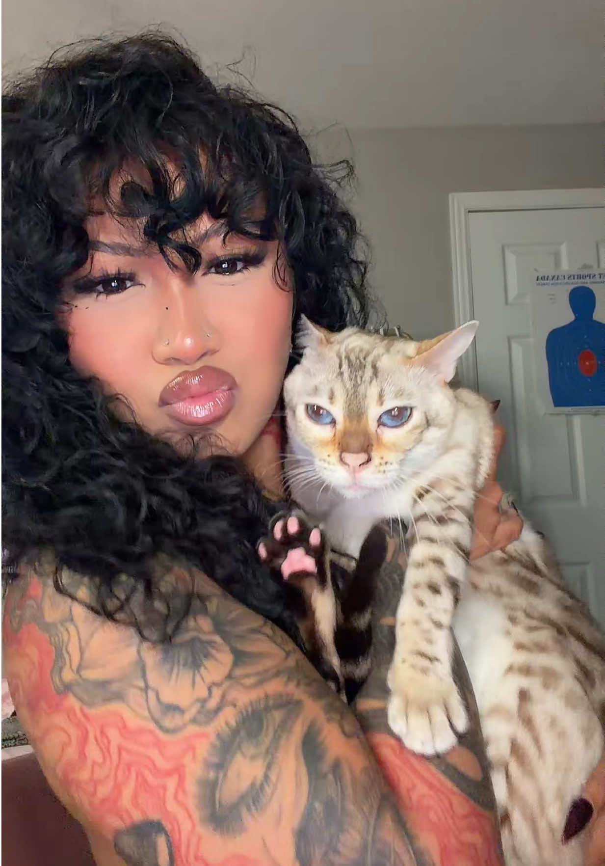 @Mirajane The Bengal🐾