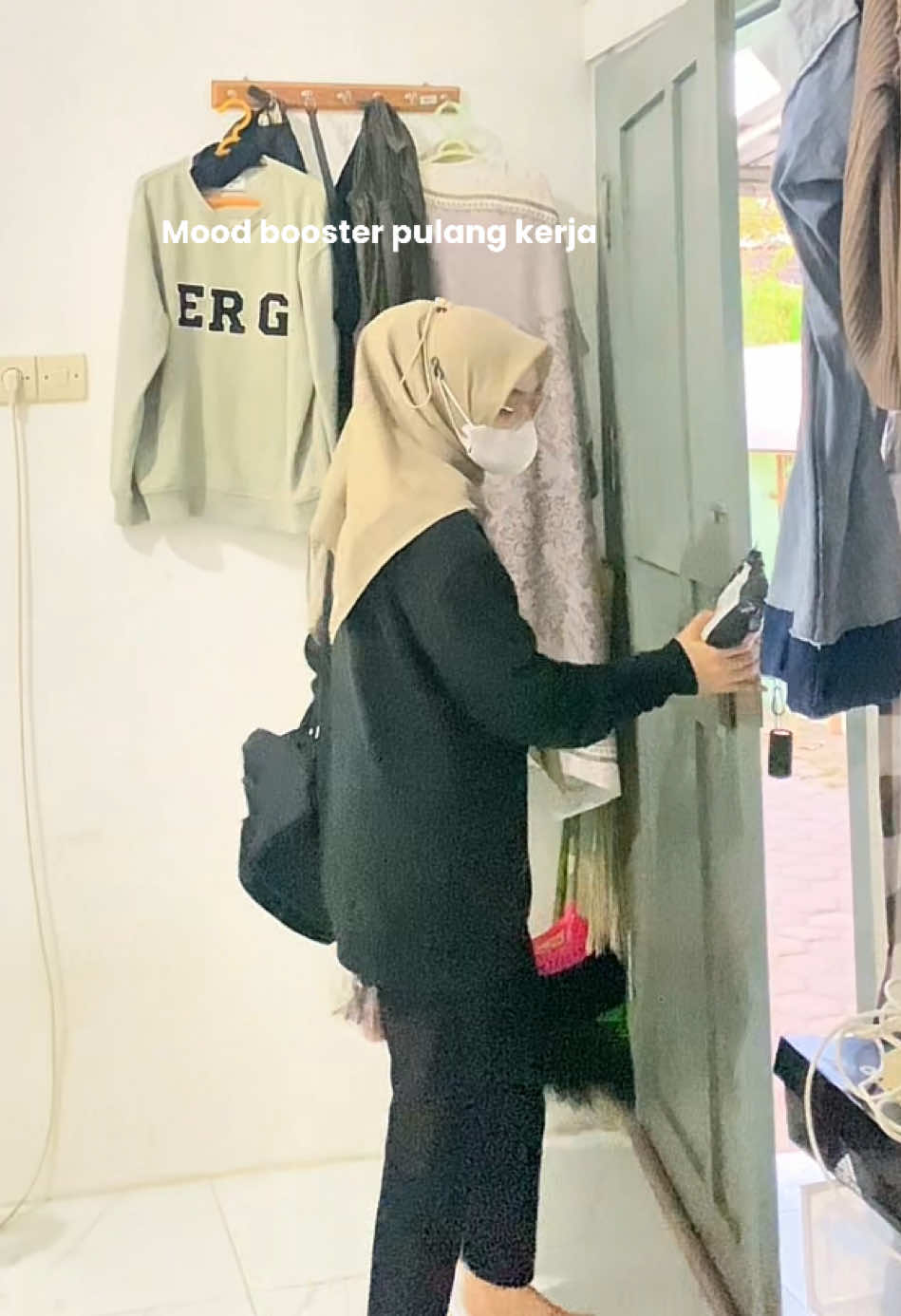 @Ayundiary~