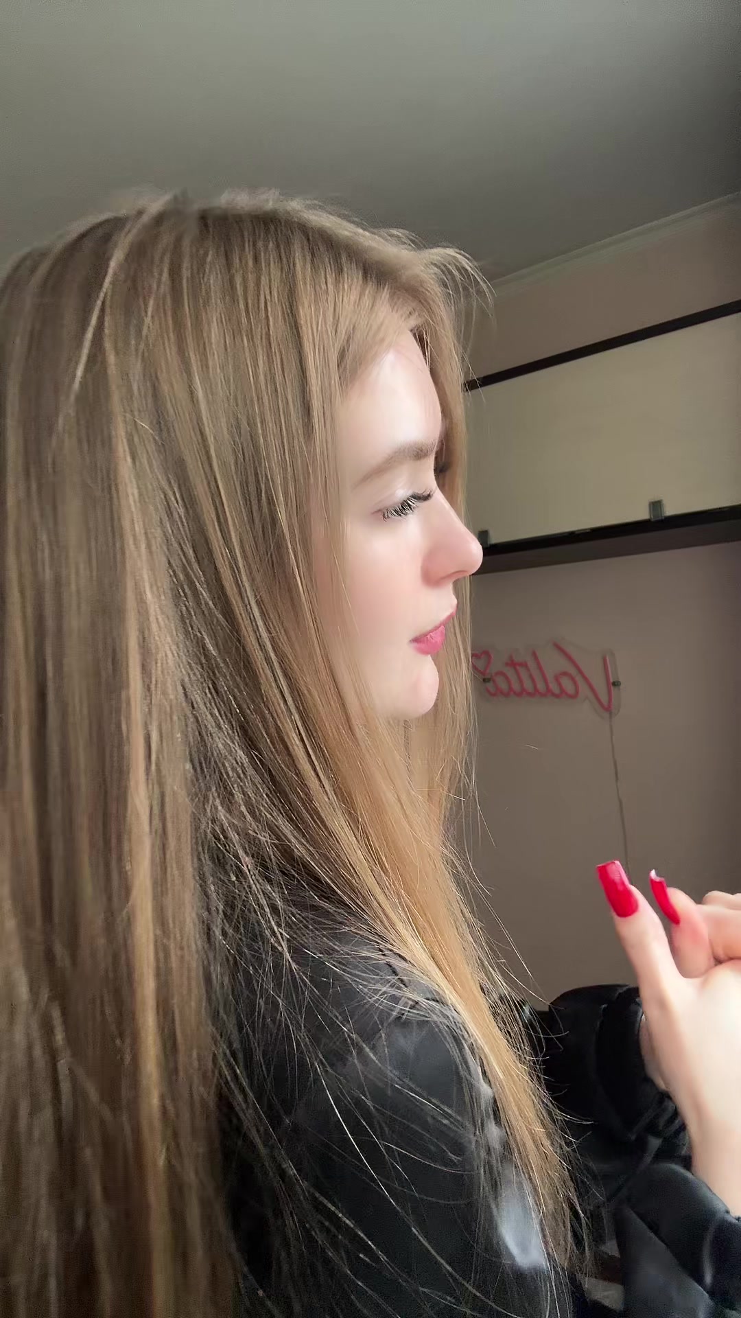 @888