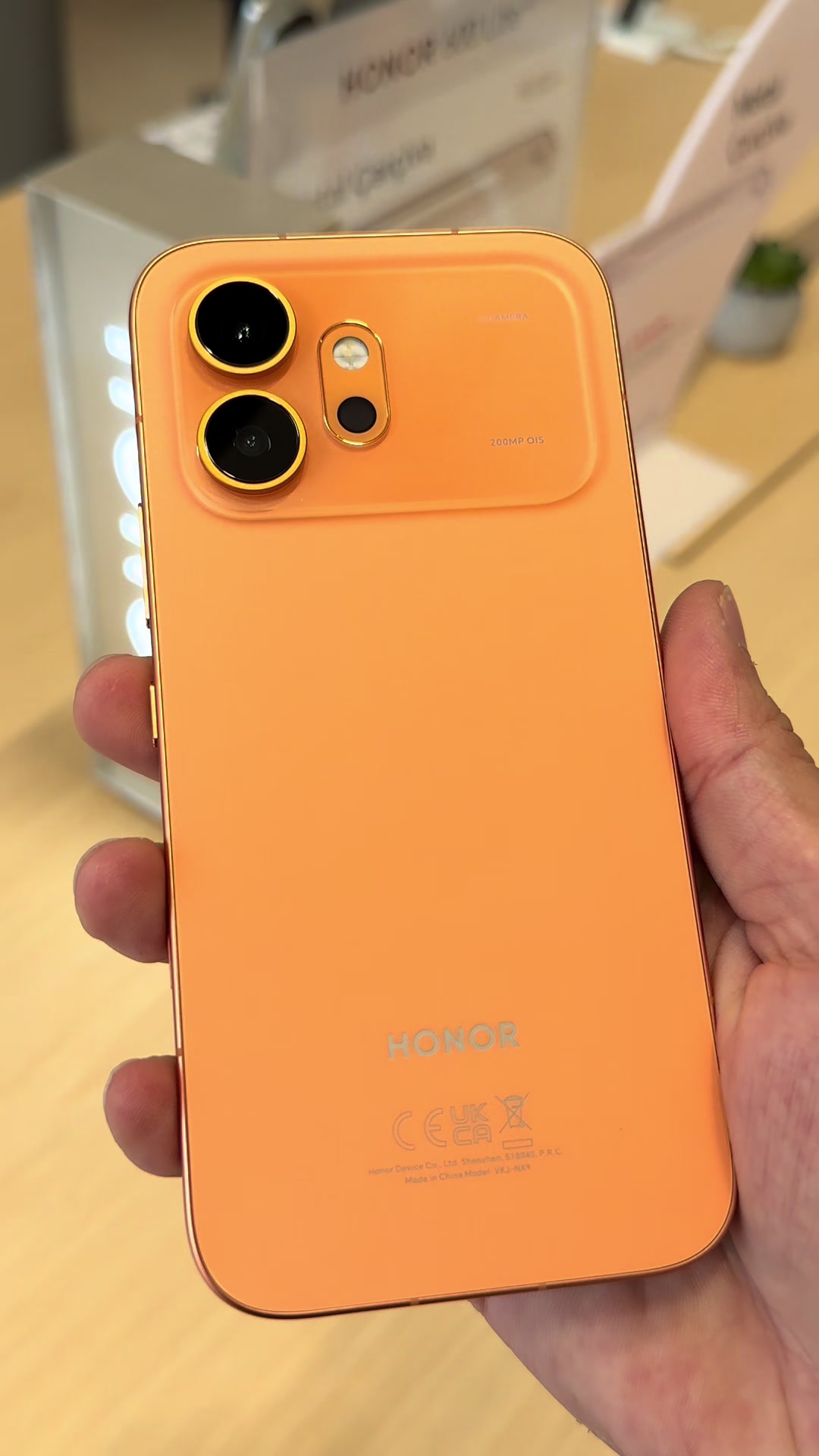 @HONOR Baku Store