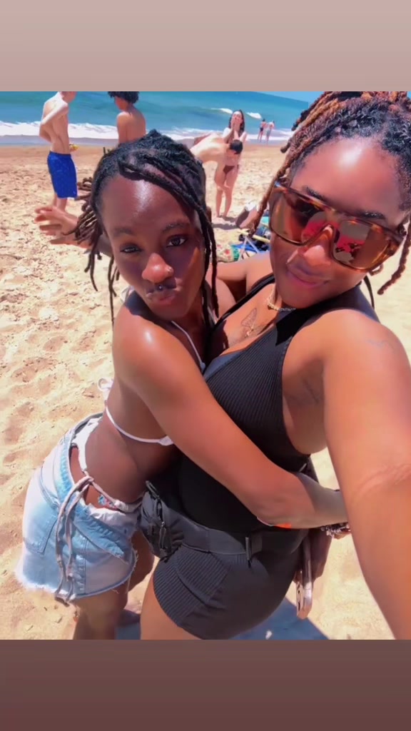 @Jαѕmιиє🇯🇲