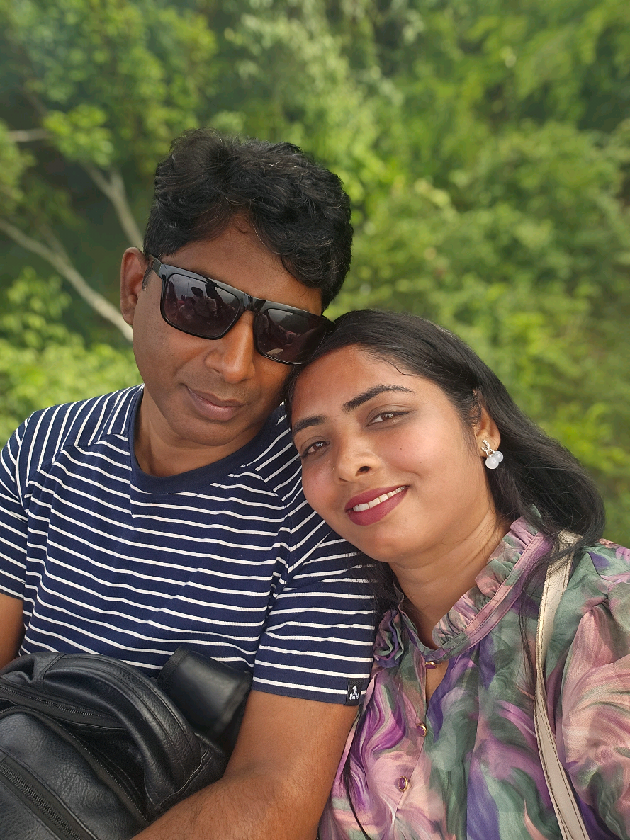 @Pooja🫰