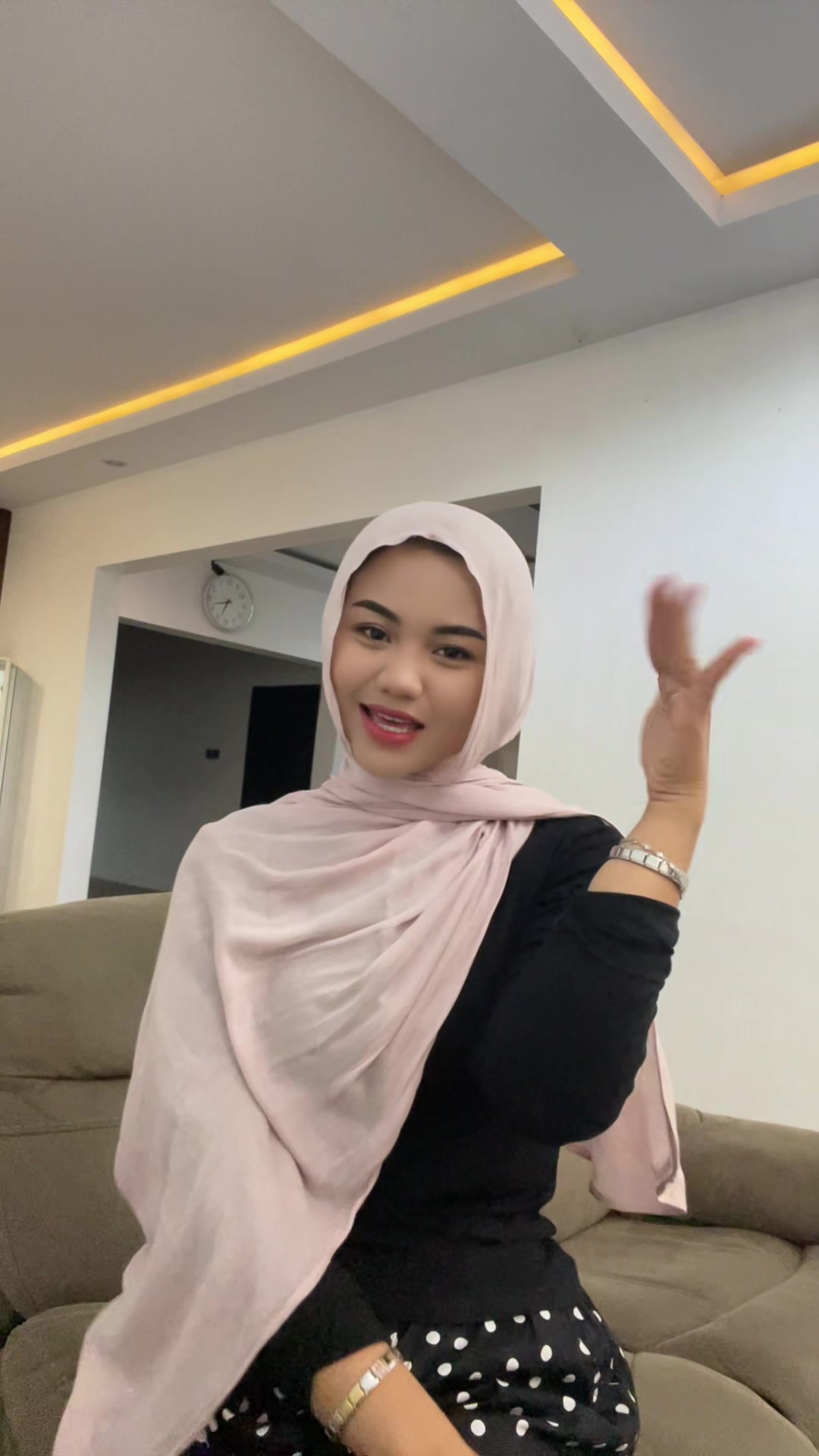 @Selfifitiaandini