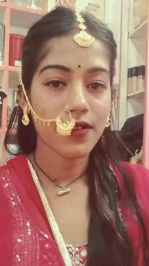 @👑राजकुमारी ࿐Q U E E N &lsquo; 👑🤩