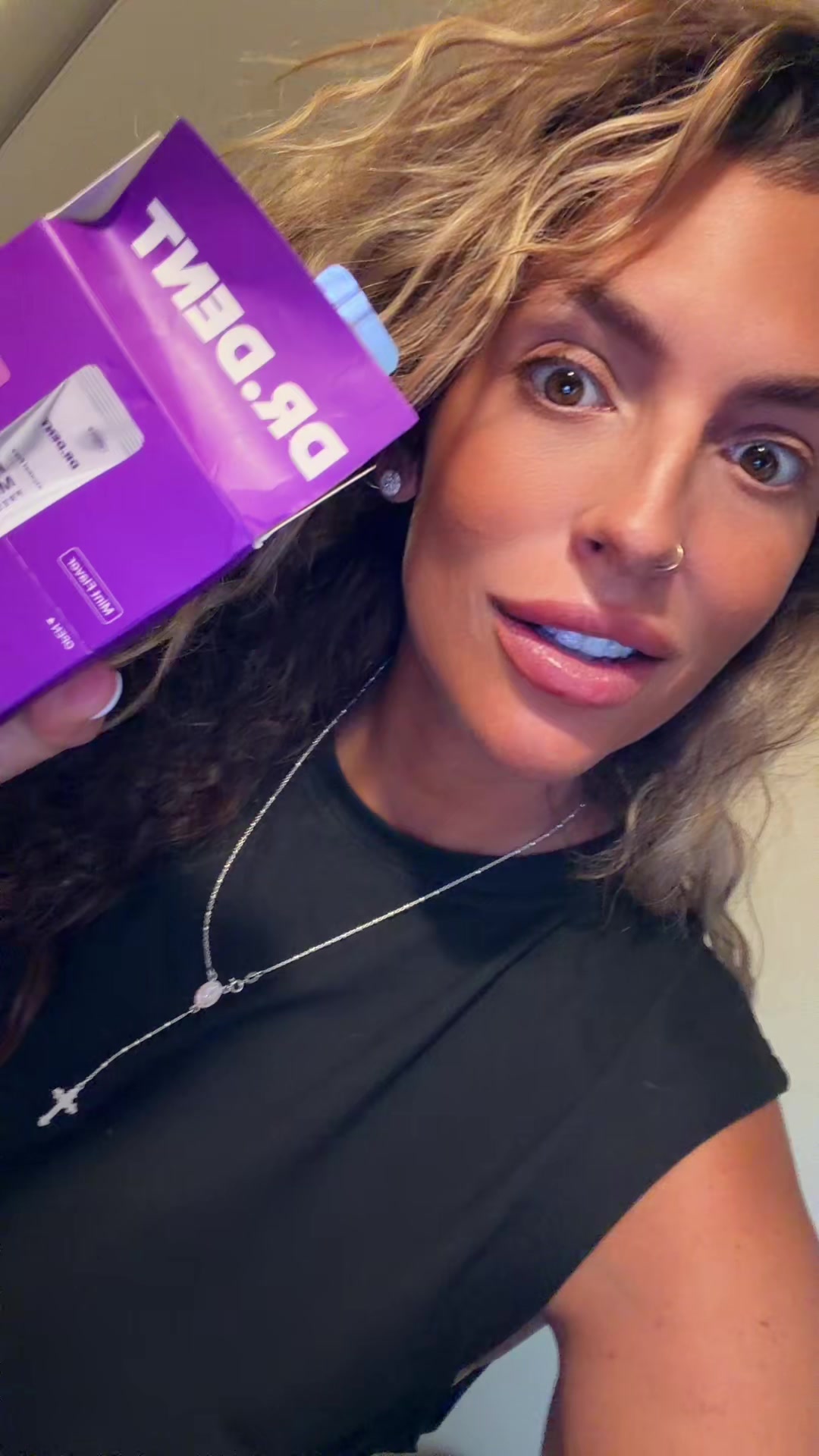 @HottmessCrystalOfficial1