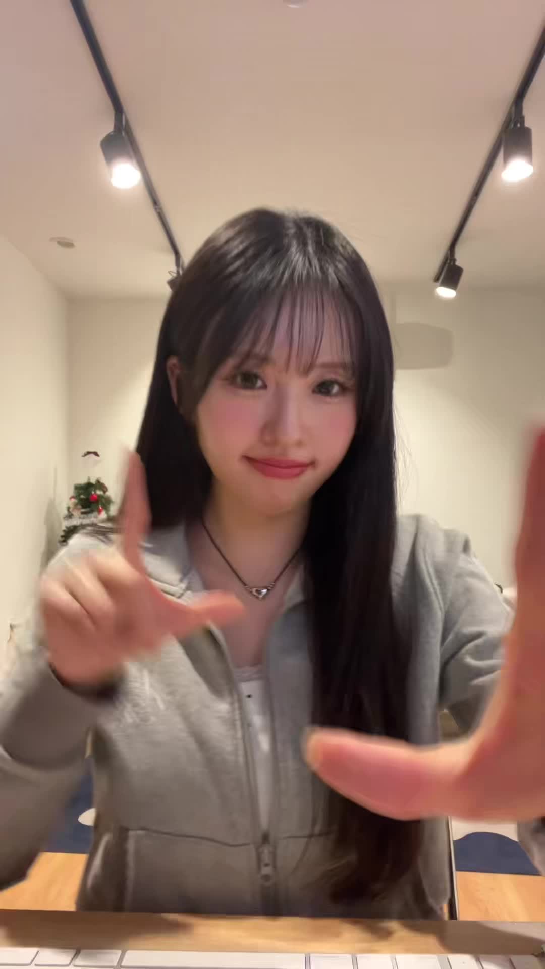 @ILY:1