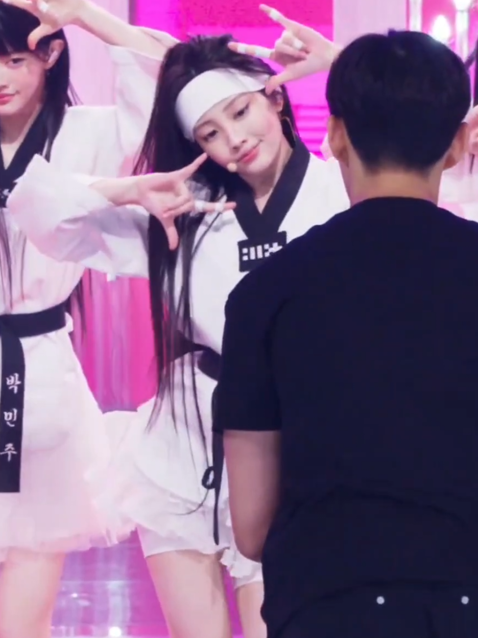 @kari 🕸️ | fancams!