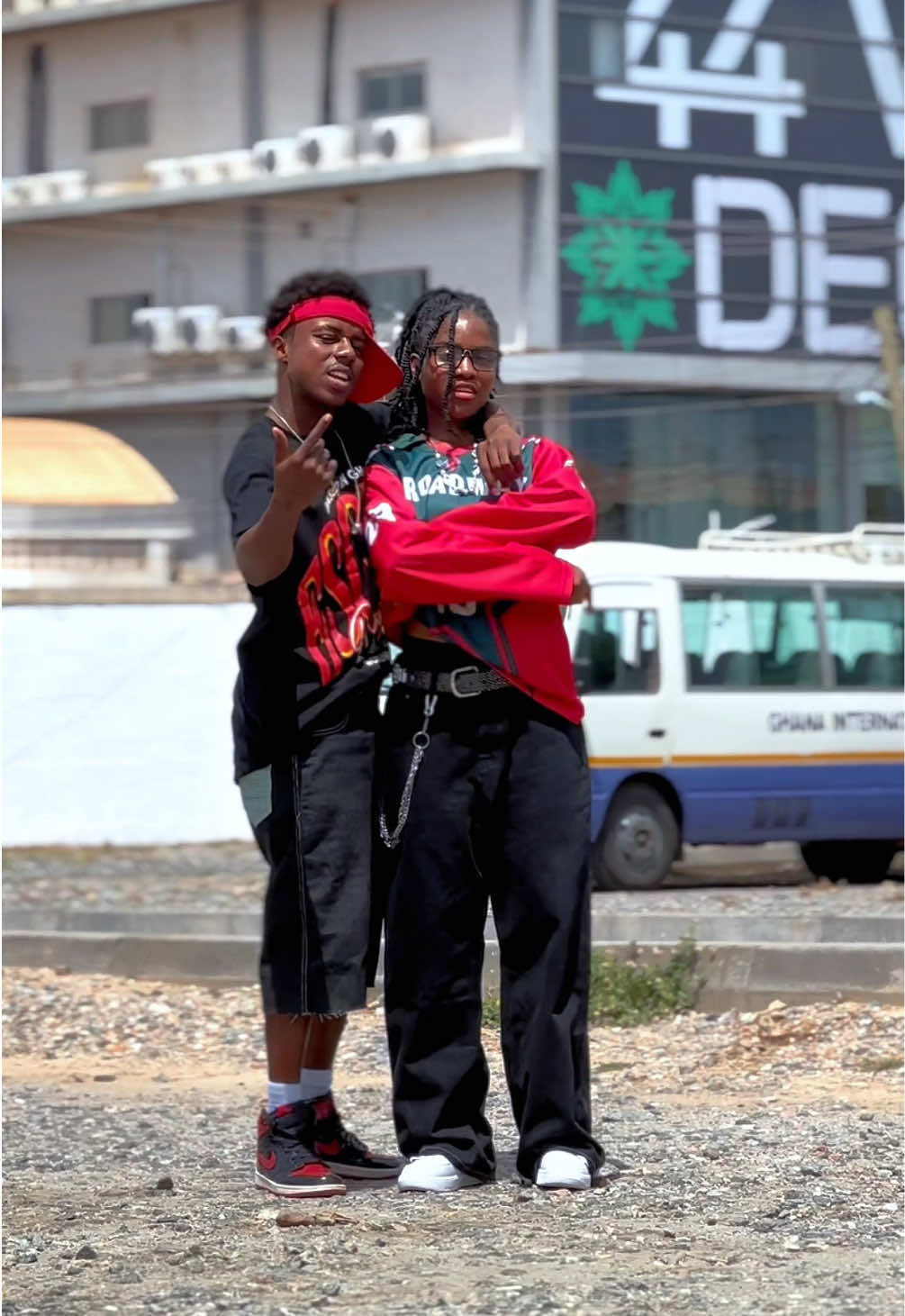 @Kwesimee
