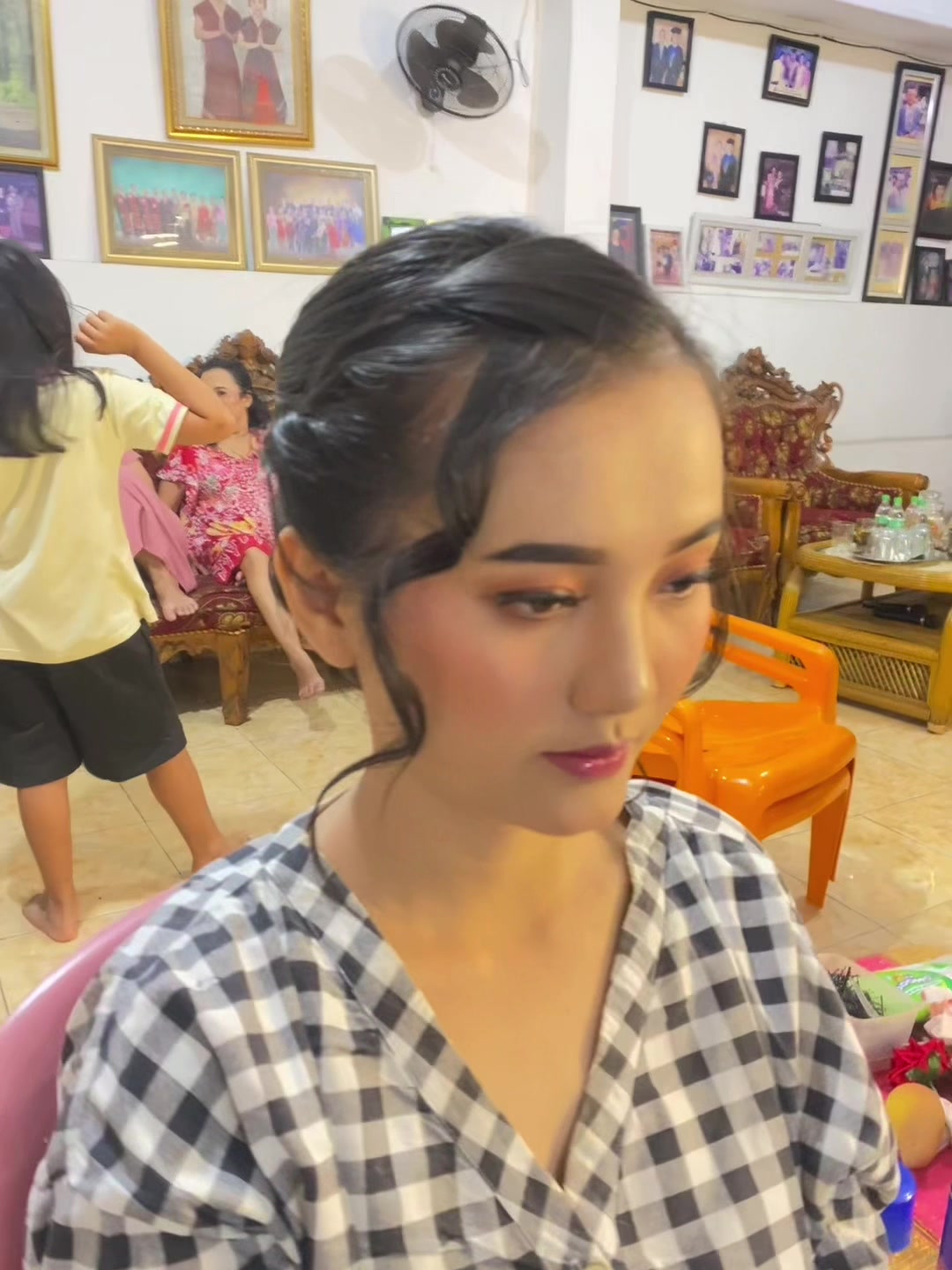 @Risweni Sirait-MUA
