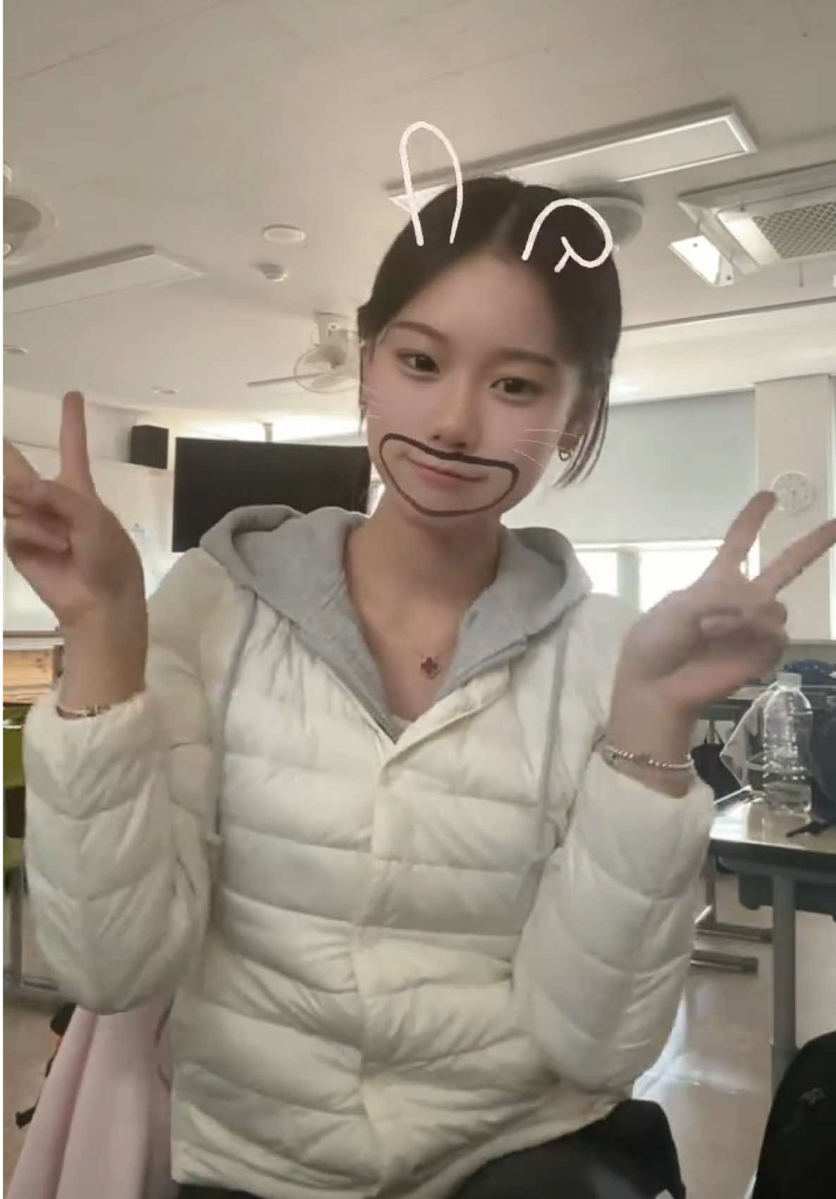 @황윤주