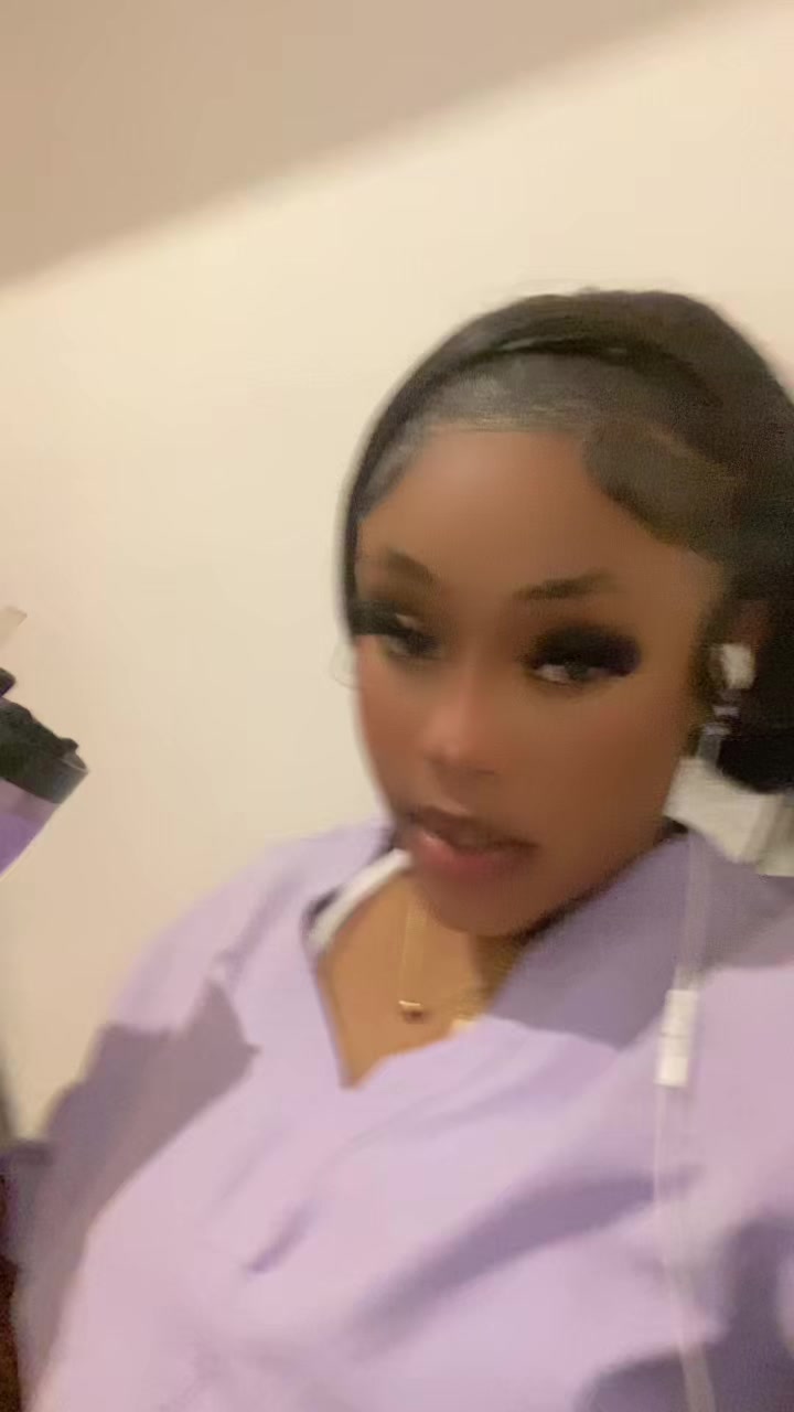 @Niya🥀