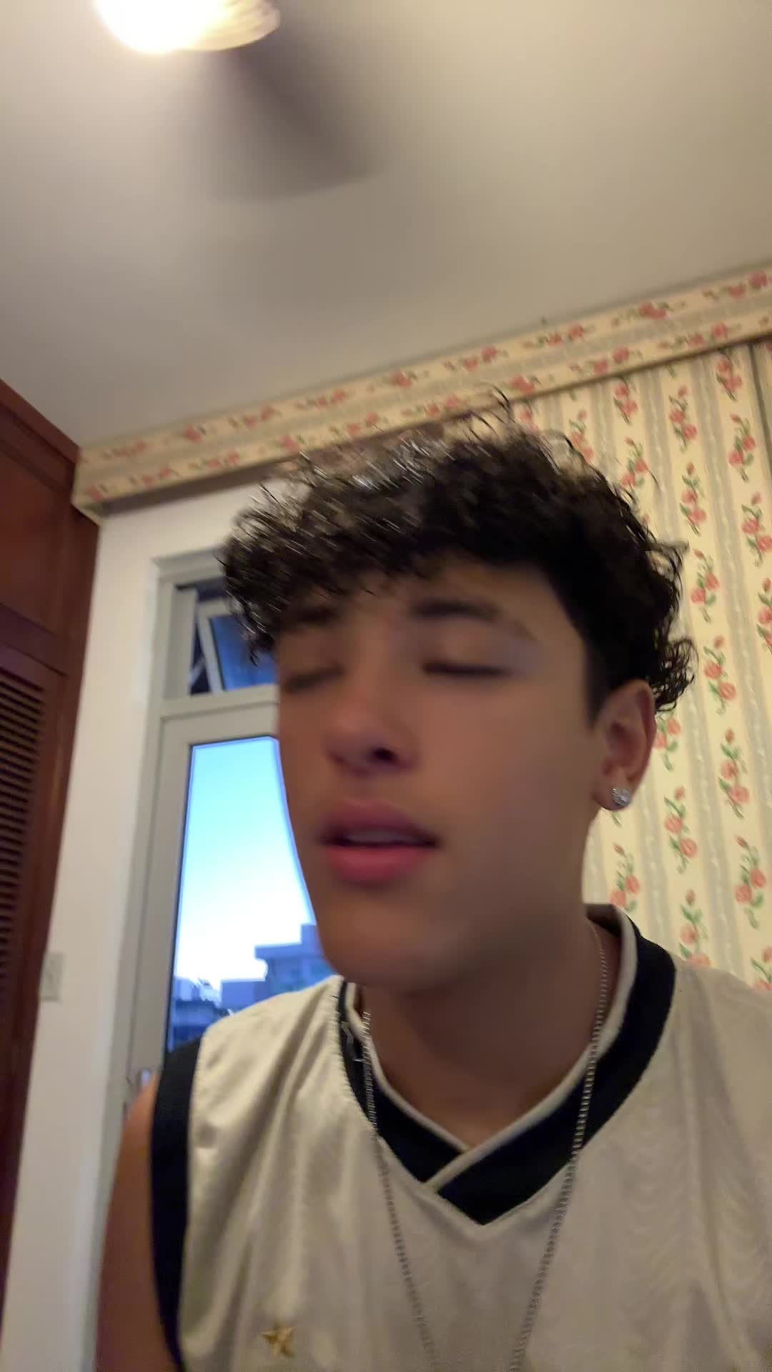 @namevic16