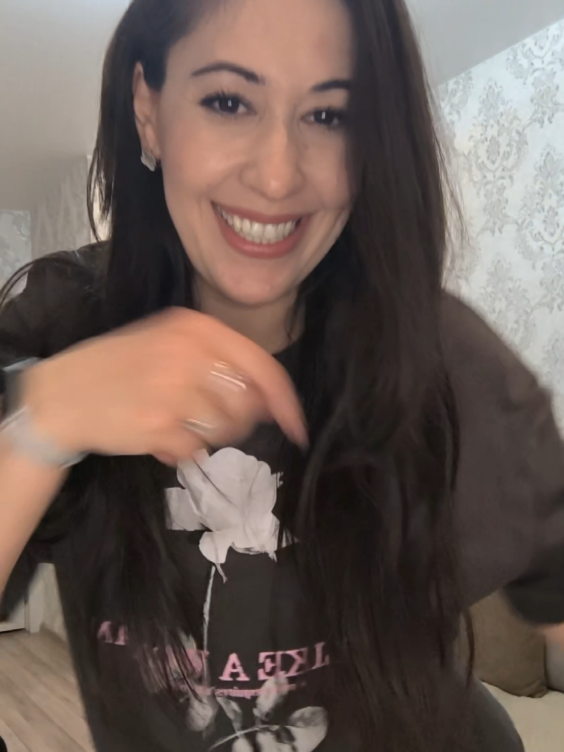 @Мехри