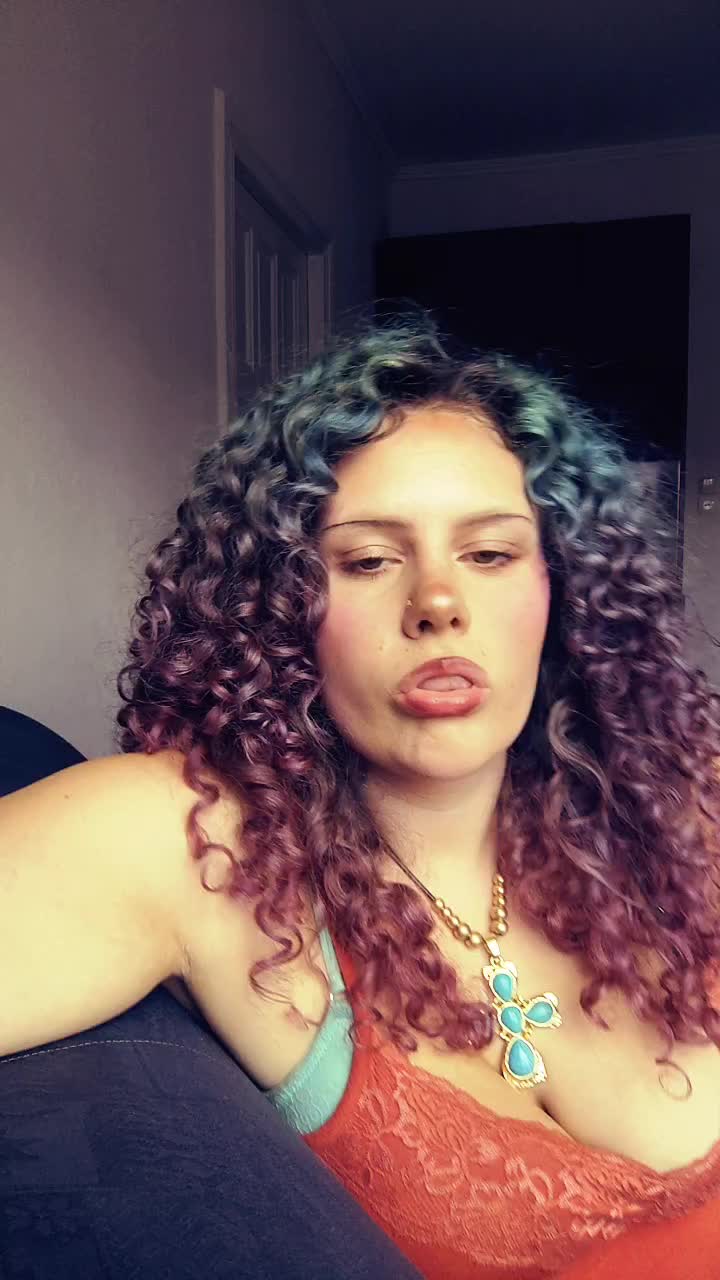@Nina 🦛