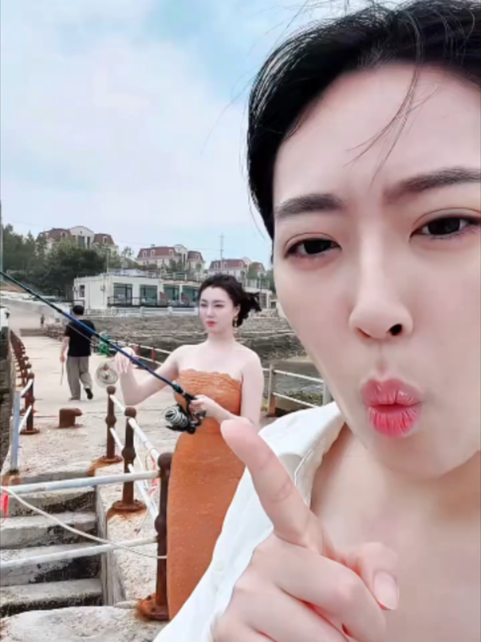 @关注才回复