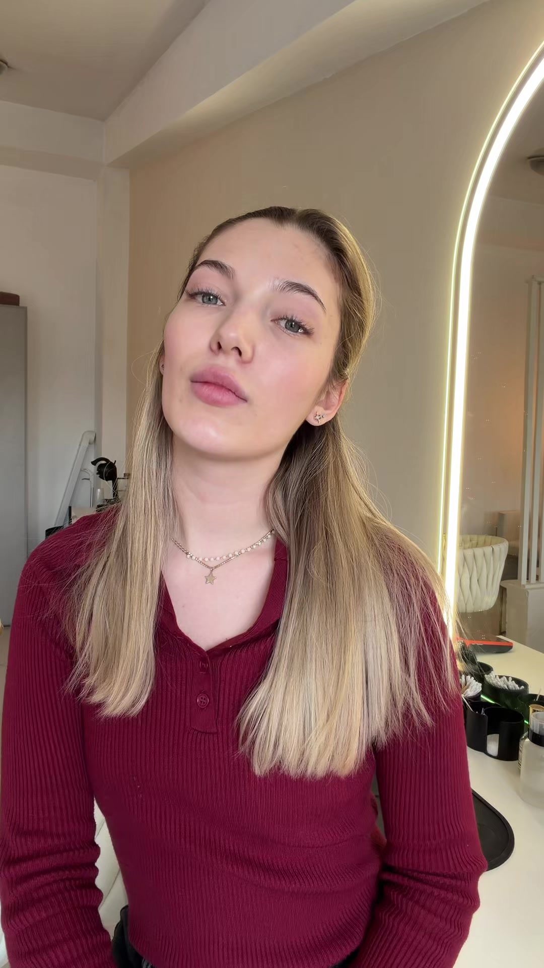 @Vikisaay