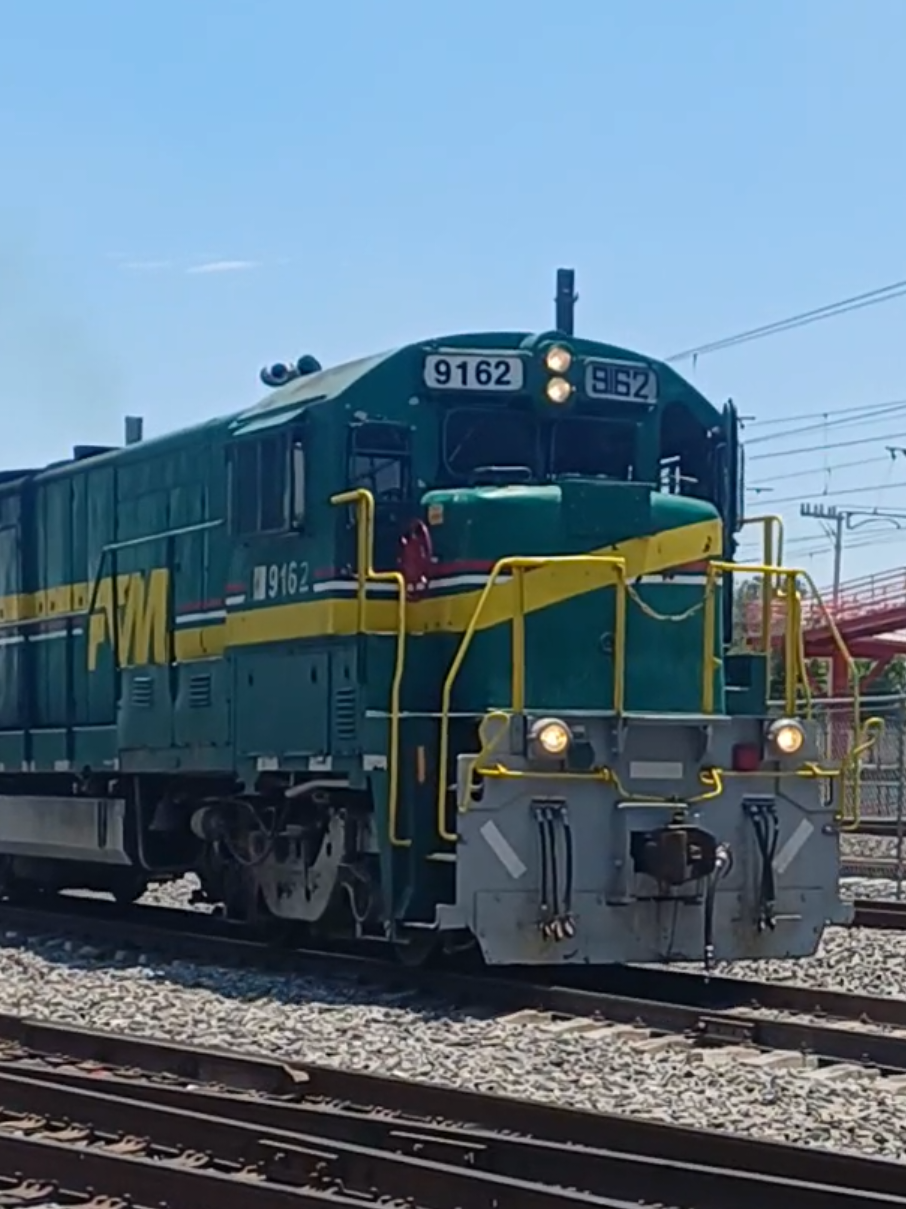 @Ferrocarriles Andy.