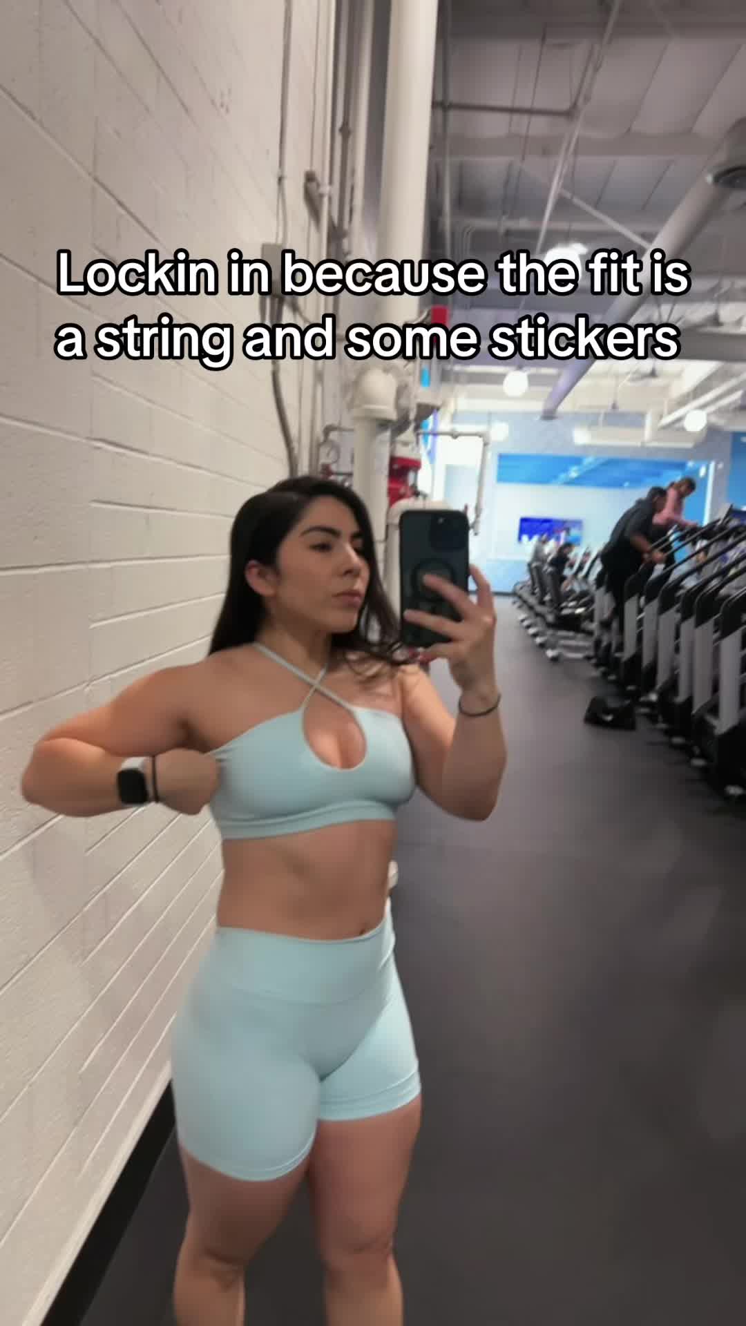 @_Erikatej