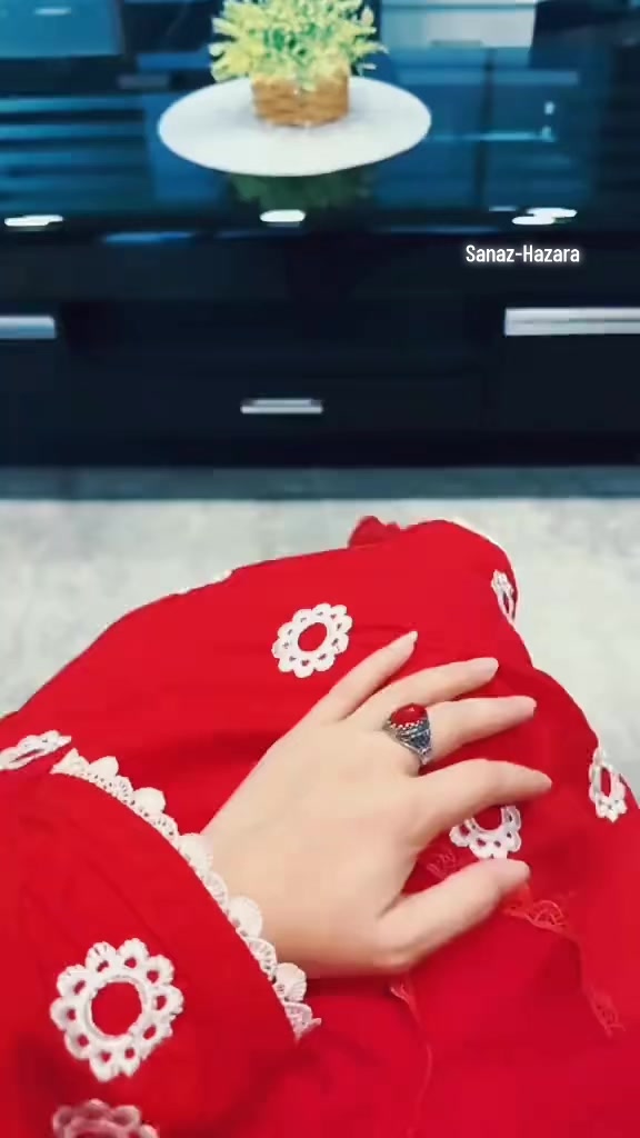 @𝗦𝗮𝗻𝗮𝘇 𝐇𝐚𝐳𝐚𝐫𝐚 ✔️